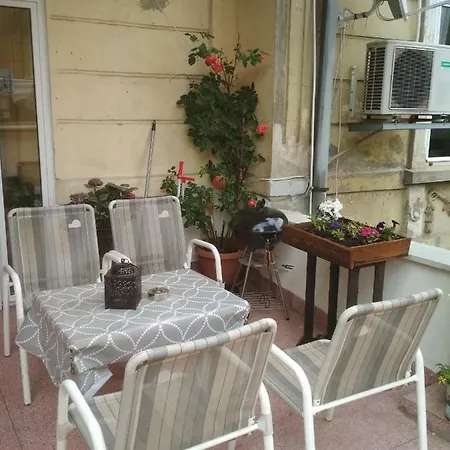 Radi's Апартамент *